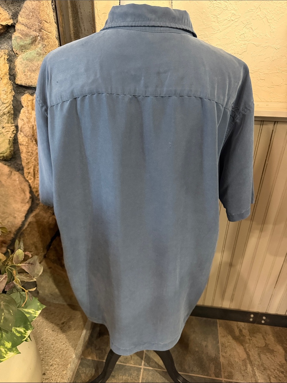 O'Neill Men's Short-Sleeve Button-Up Shirt in Slate Blue - Picture 2 of 7